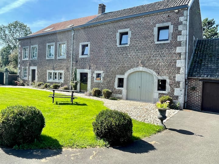Gite 13 pers tennis court