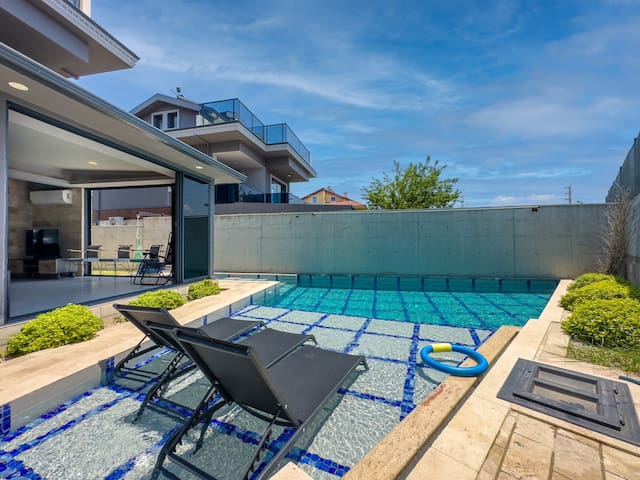 Villa Biz Insaat Emlak managed Airbnb listing 1