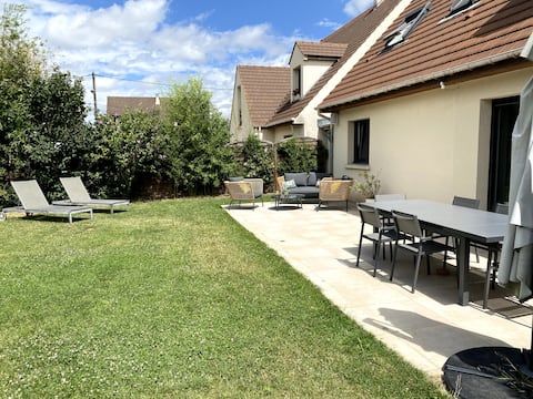 Grande maison avec jardin