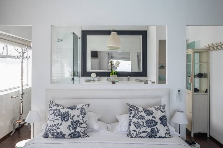 Clifton Sunset (Family Home) gallery image 5