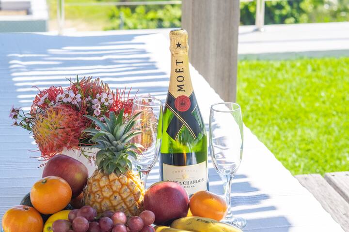 Clifton Sunset (Family Home) gallery image 2