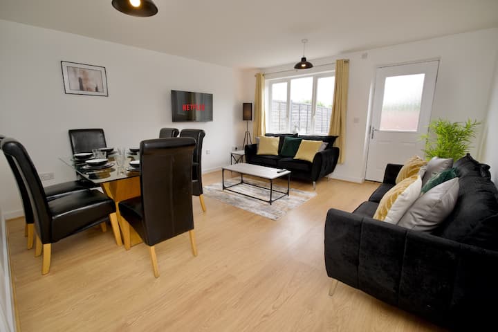 2bed Haven - Sky Tv, Free Private Parking, Netflix - コヴェントリー
