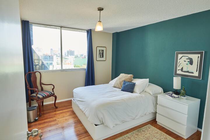 2BR homey apt next to Reforma Av. and Roma area gallery image 5