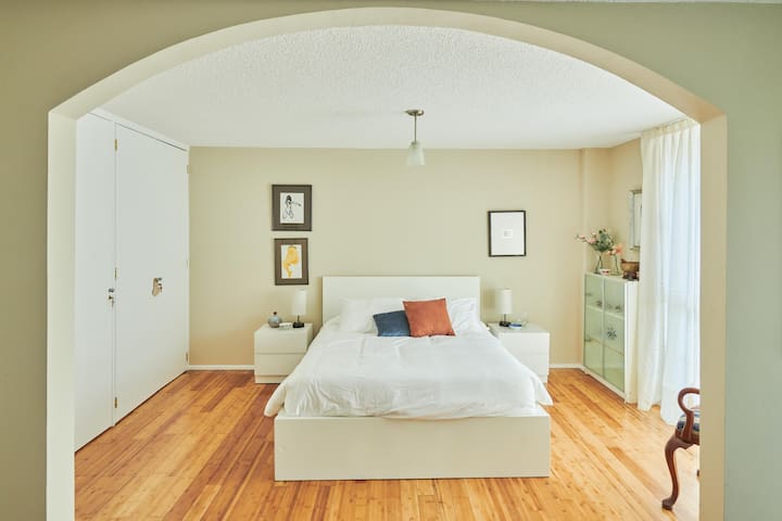 2BR homey apt next to Reforma Av. and Roma area gallery image 2