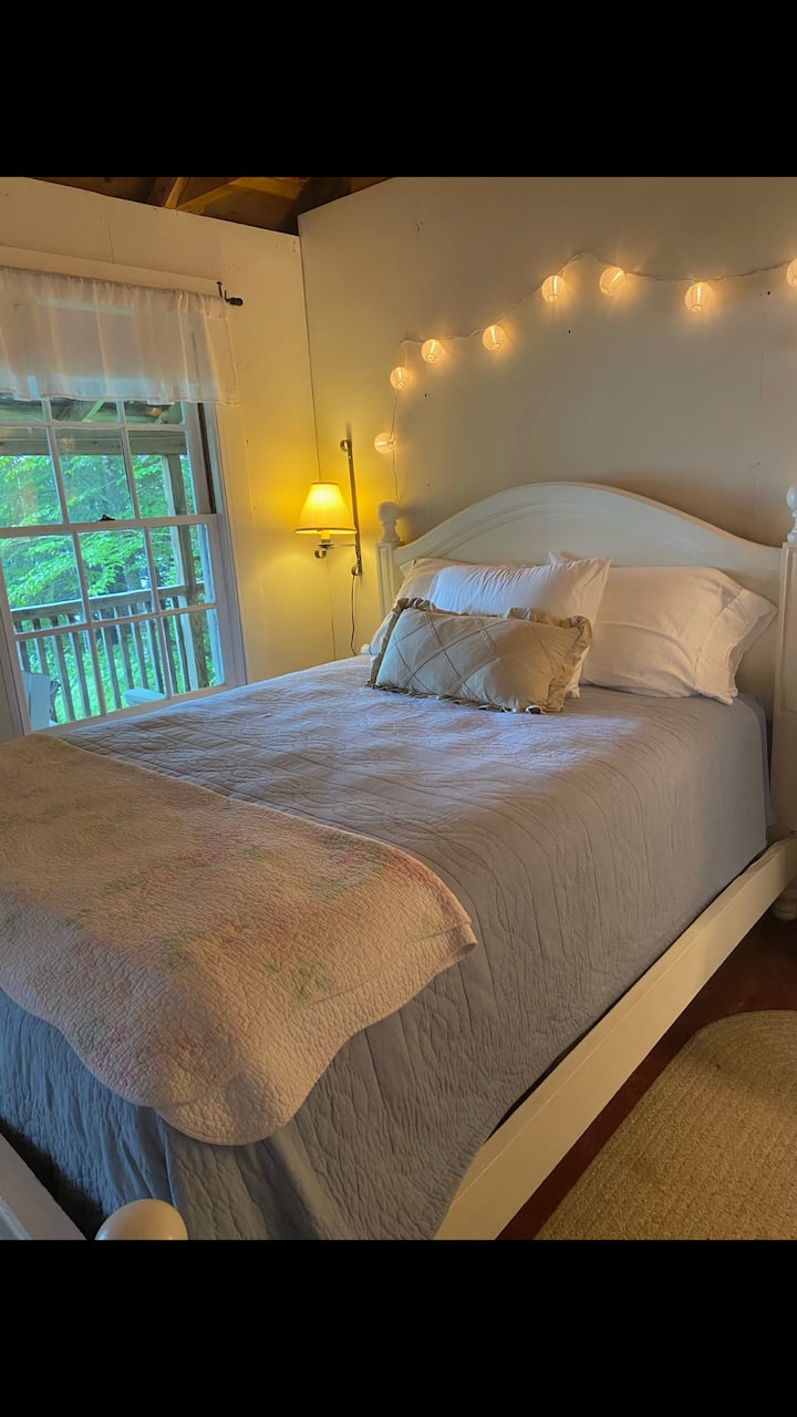 เตียงควีนไซส์