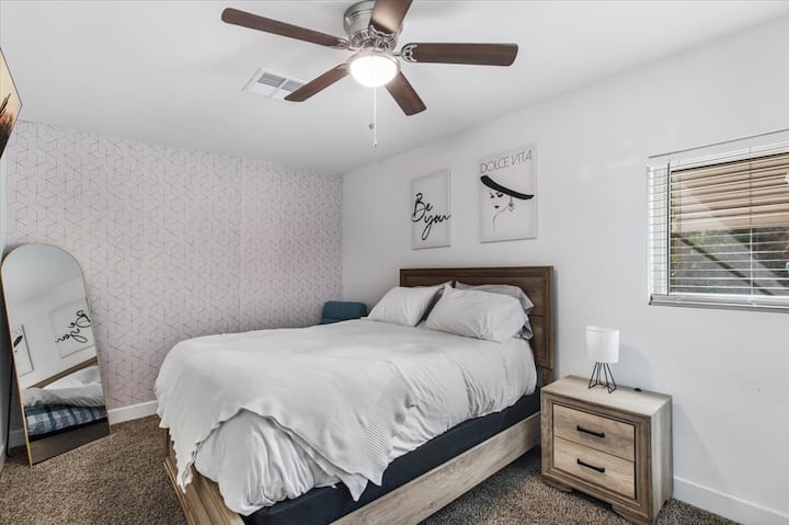 غرفة النوم 1