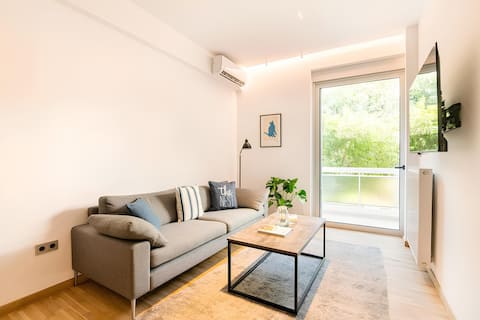 Serenity and Luxury - 2BR in Kifisia's Center