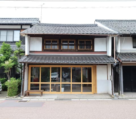 [Private house for 7 Guests ・ 8 min from  Station]