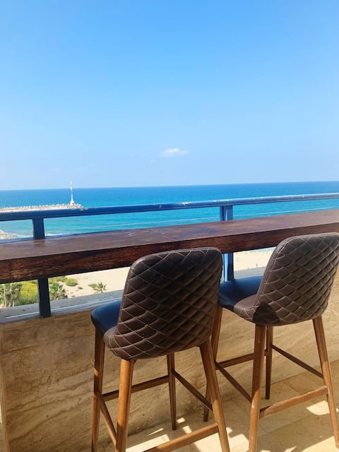 Dreaming of the sea