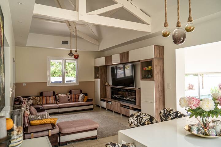 Maison/Villa climatisée avec piscine chauffée gallery image 5