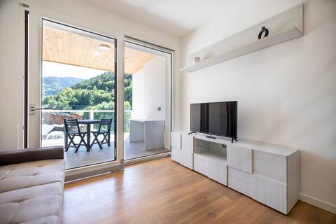 დ Comfort House დ in the center + Garage, Elevator and WiFi