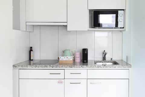 Top Airbnb: Numa I Large Studio in the heart of Zürich in Langstrasse