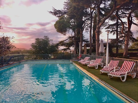Villa with pool 6 km from the beach
