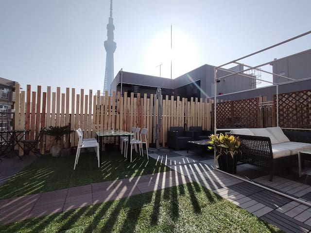 3階4室、エレベーター屋上、駅3分、成田羽田空港直行、浅草寺8分、スカイツリー12分、ディズニーバス