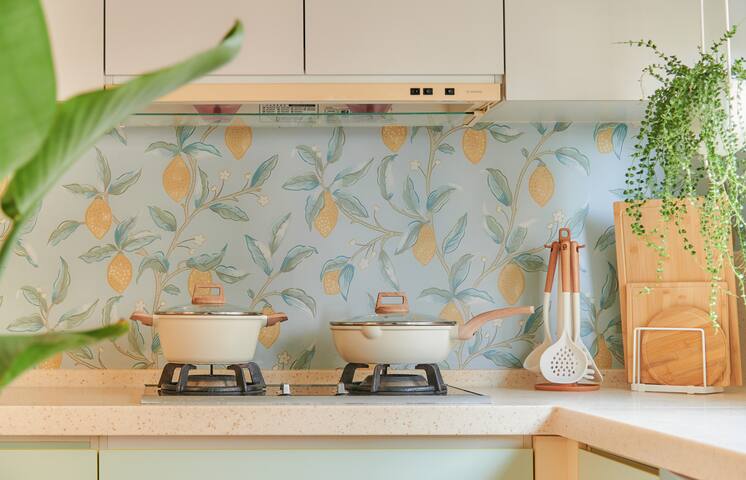 【台北車站1min】5-8人三房兩衛/直達西門、士林夜市、淡水 gallery image 5