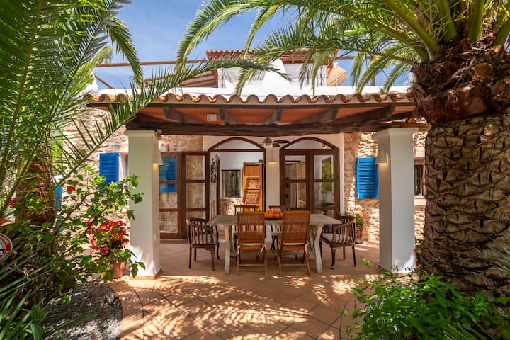 Ibiza Rural Villas managed Airbnb listing 3