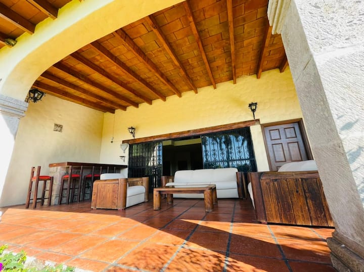 Gran Casa En Tequesquitengo - Tequesquitengo