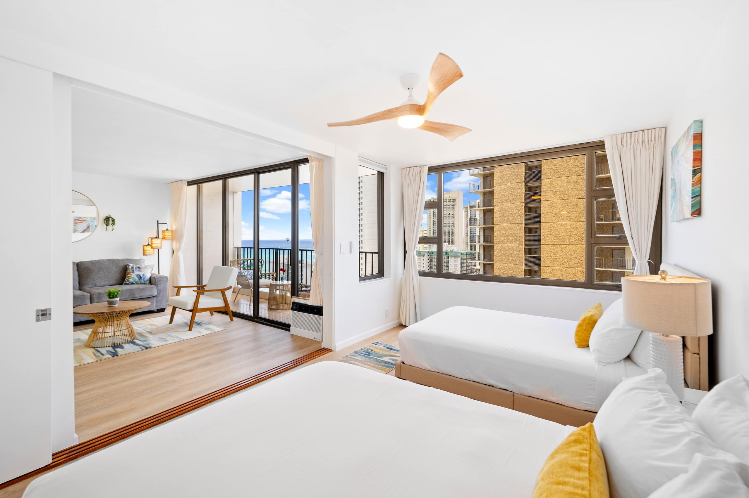 Condo in Honolulu · ★4.88 · 1 bedroom · 3 beds · 1 private bath - Image 12