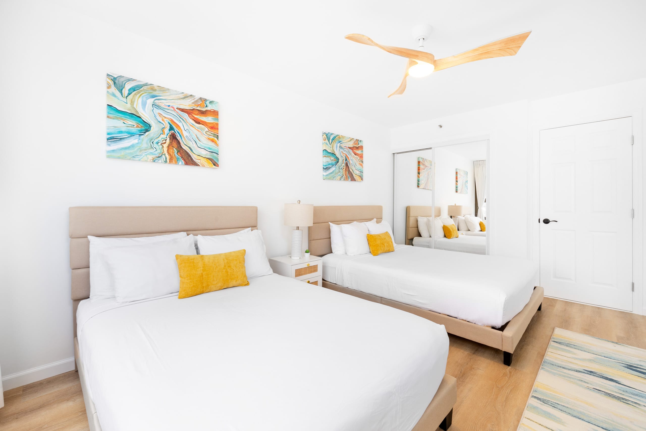 Condo in Honolulu · ★4.88 · 1 bedroom · 3 beds · 1 private bath - Image 13