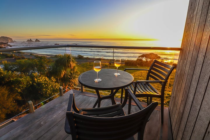 View With A Room NZ - Boutique Beach Nature Escape