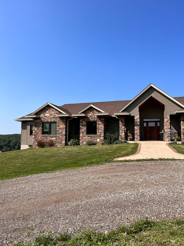 Lake MacBride Vacation Rentals & Homes Iowa, United States Airbnb
