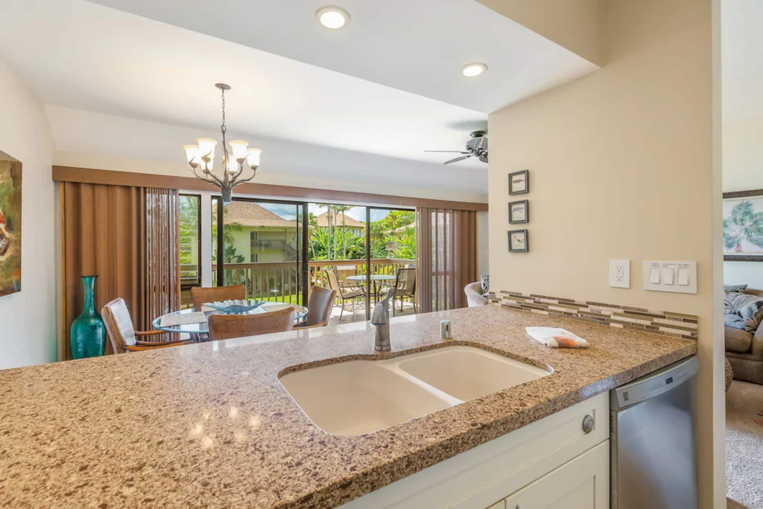 Condo in Kapaa · ★5.0 · 1 bedroom · 2 beds · 1.5 baths - Image 12