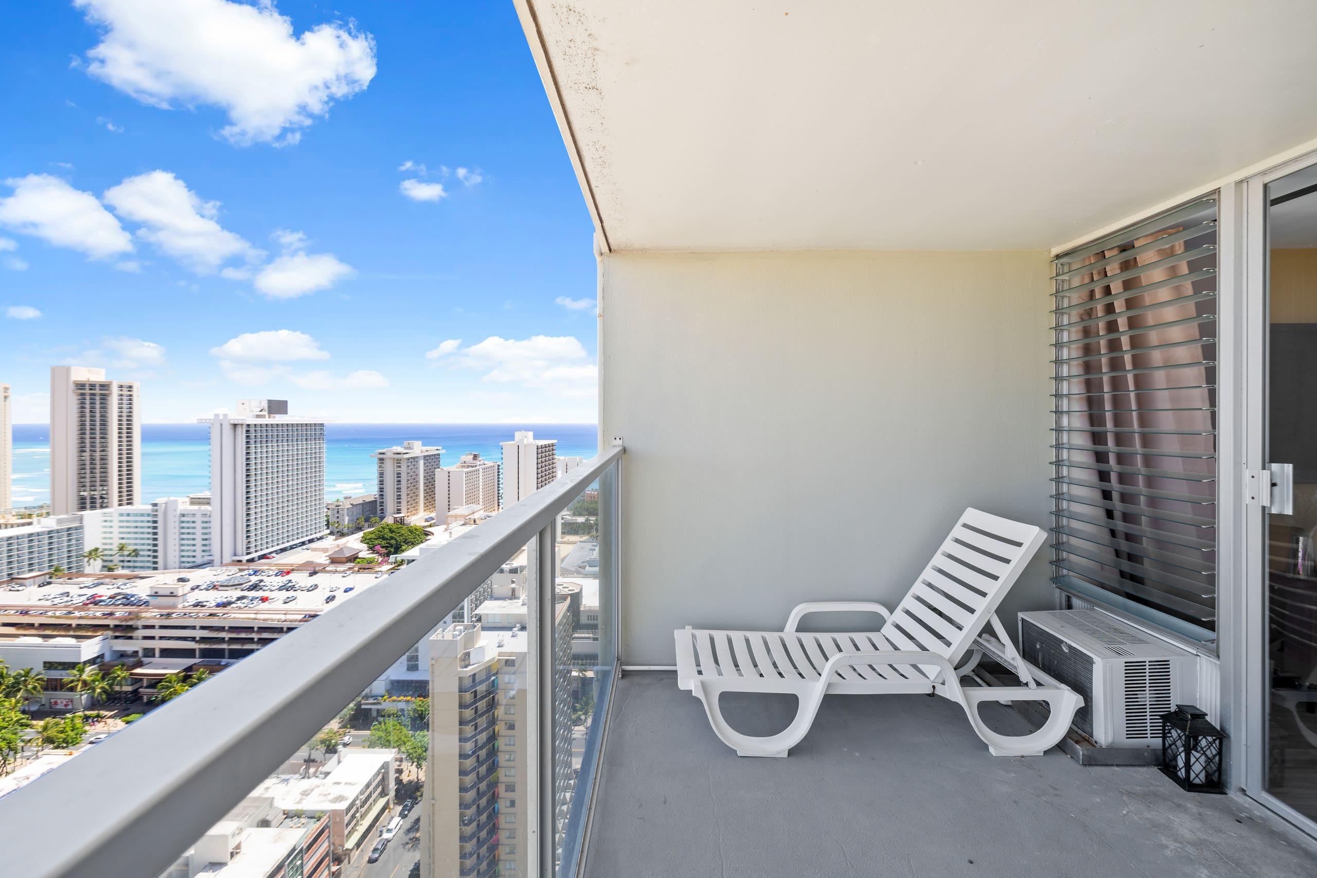 Condo in Honolulu · ★4.88 · 1 bedroom · 2 beds · 1 bath - Image 18