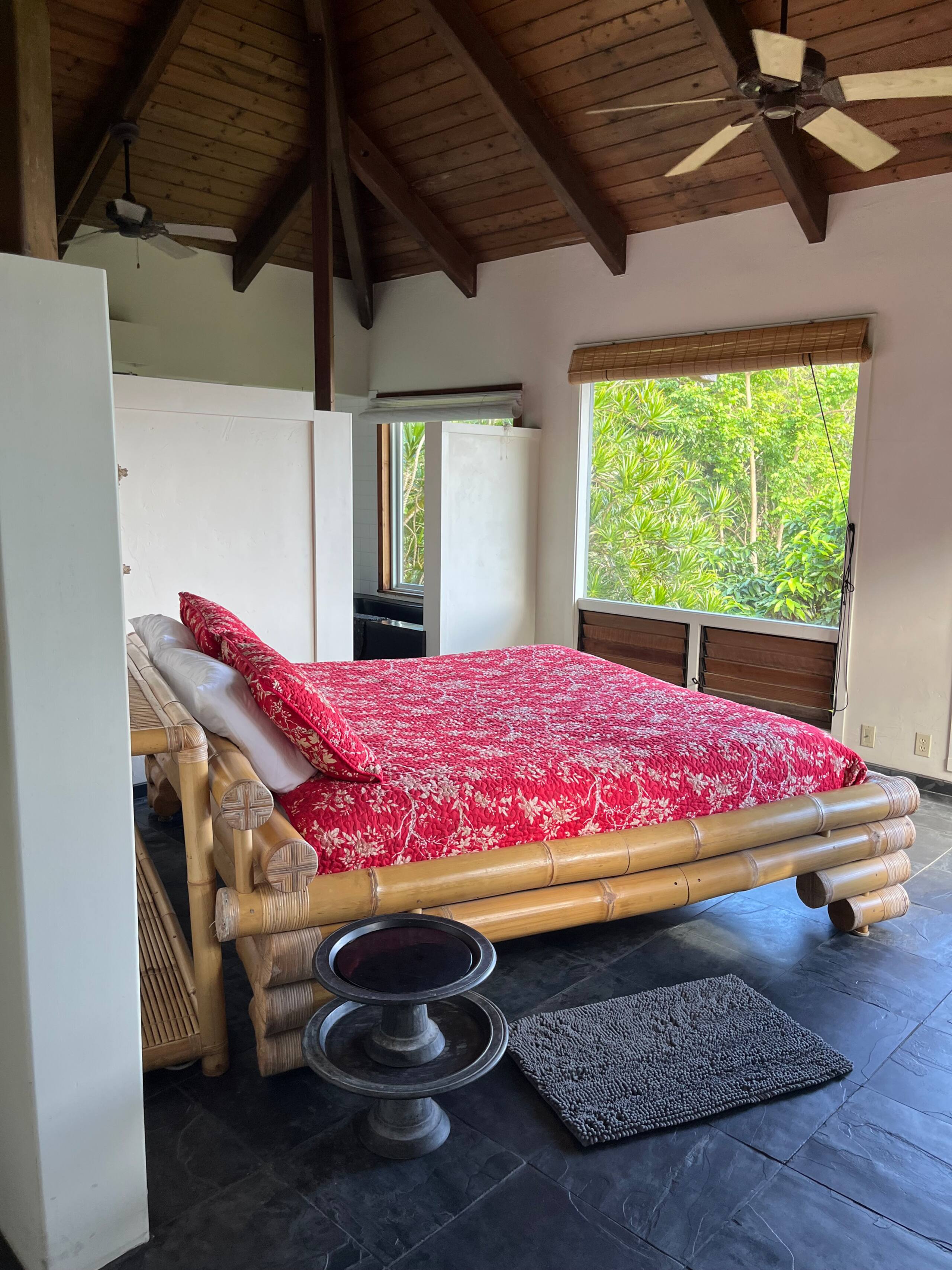 Home in Hana · ★4.98 · 2 bedrooms · 3 beds · 1.5 baths - Photo 27