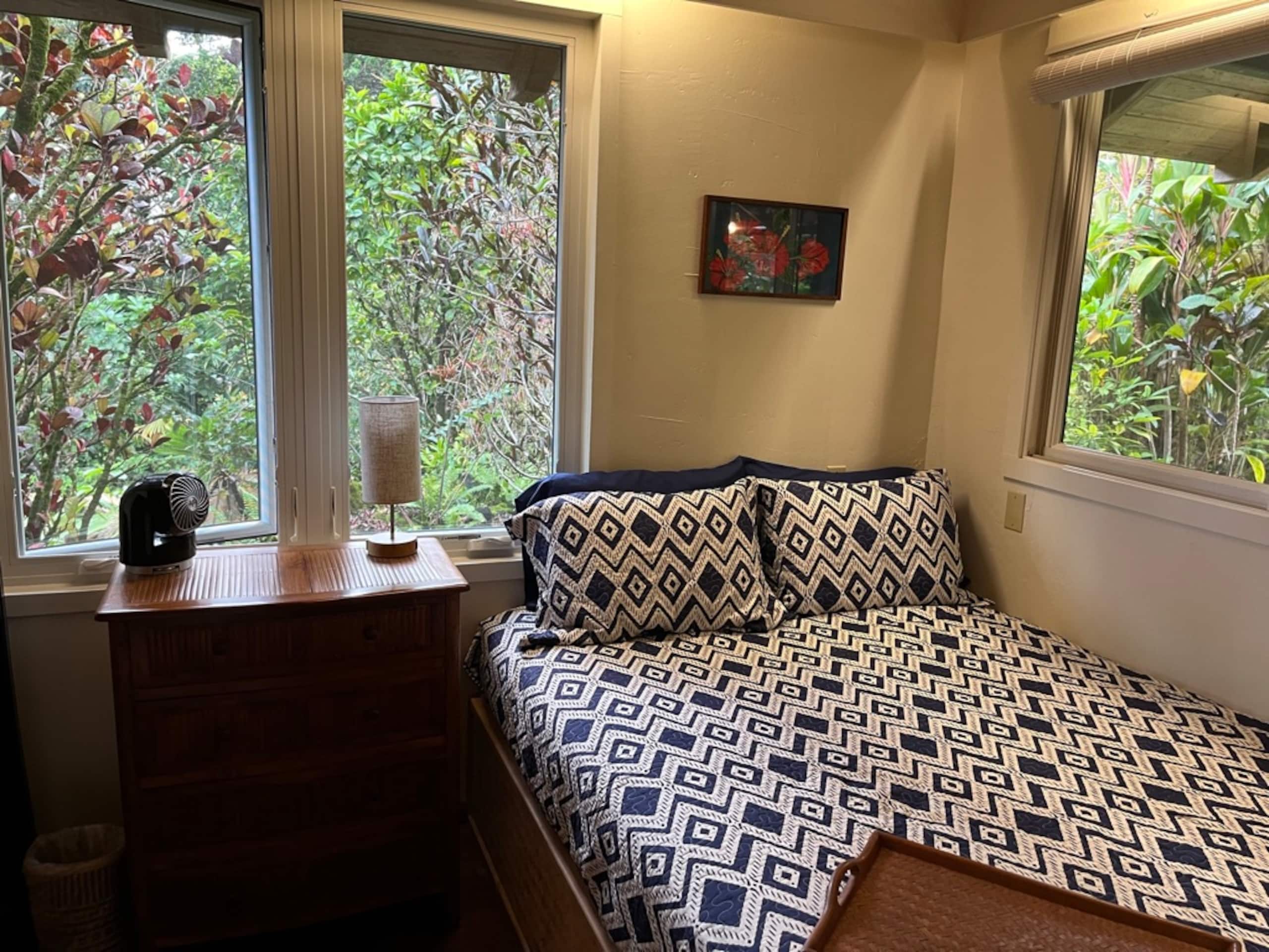 Home in Hana · ★4.98 · 2 bedrooms · 3 beds · 1.5 baths - Photo 32