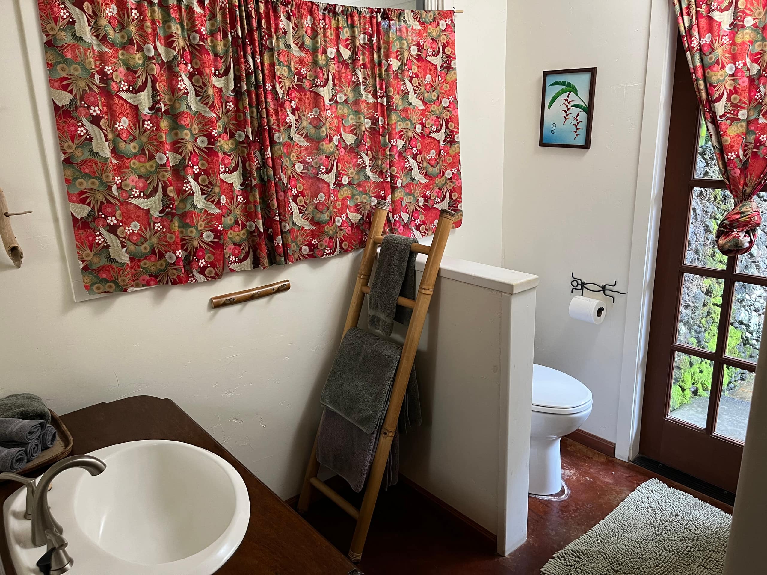Home in Hana · ★4.98 · 2 bedrooms · 3 beds · 1.5 baths - Photo 35