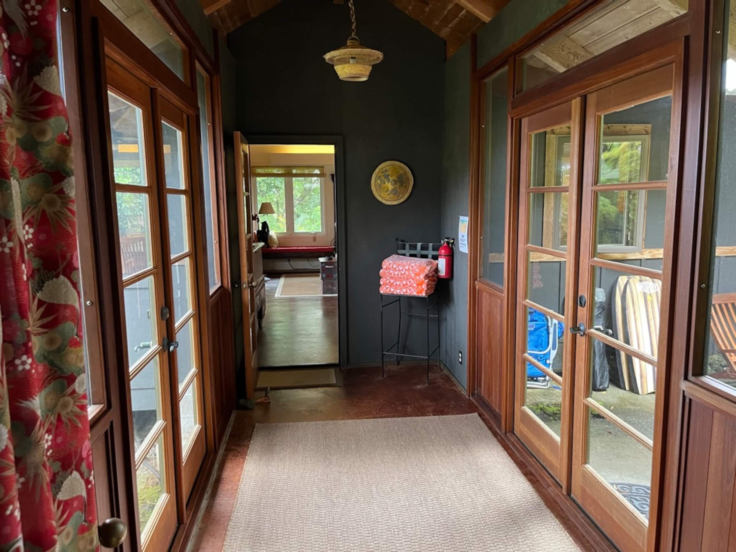 Home in Hana · ★4.98 · 2 bedrooms · 3 beds · 1.5 baths - Photo 19