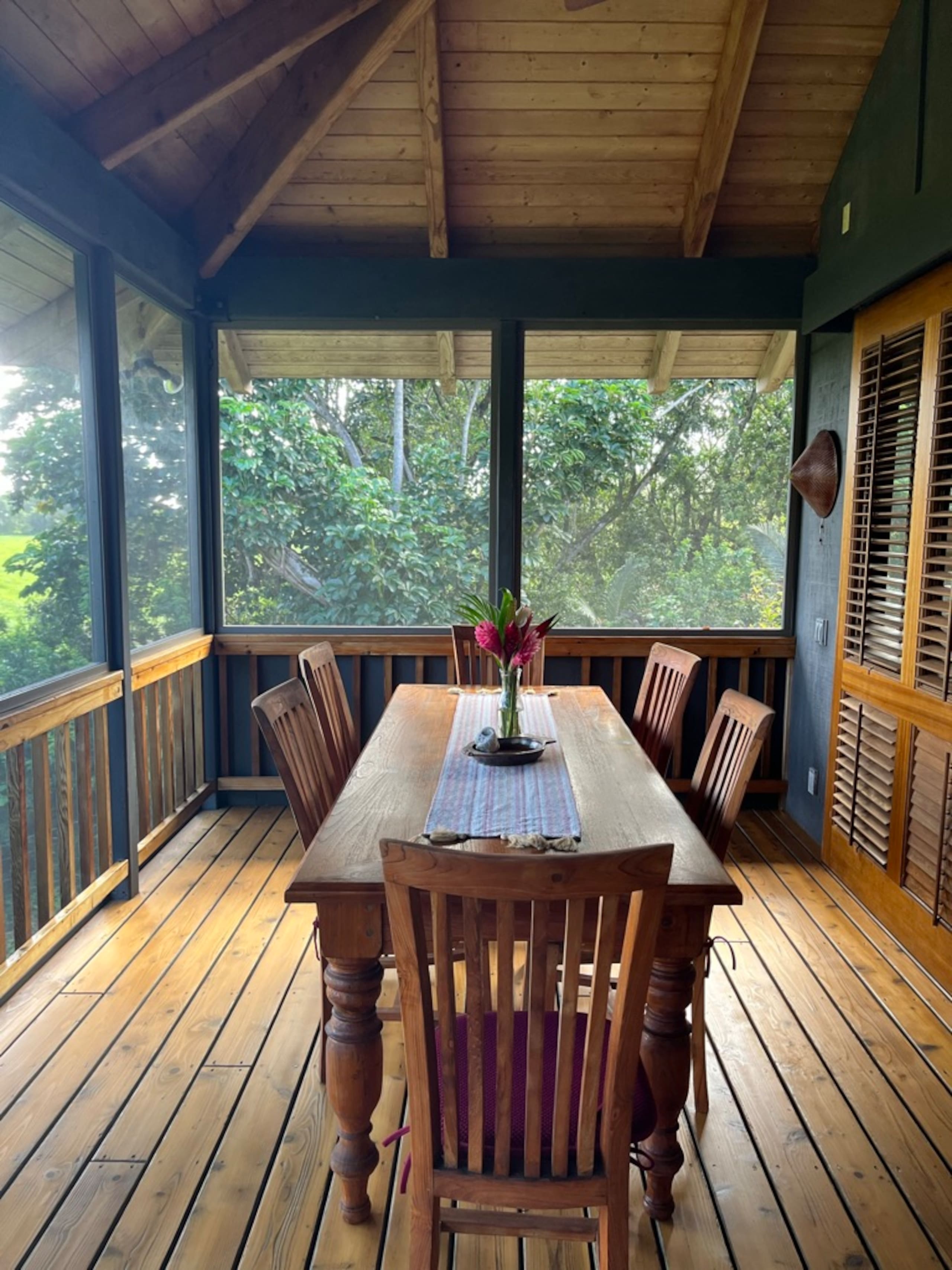 Home in Hana · ★4.98 · 2 bedrooms · 3 beds · 1.5 baths - Photo 15