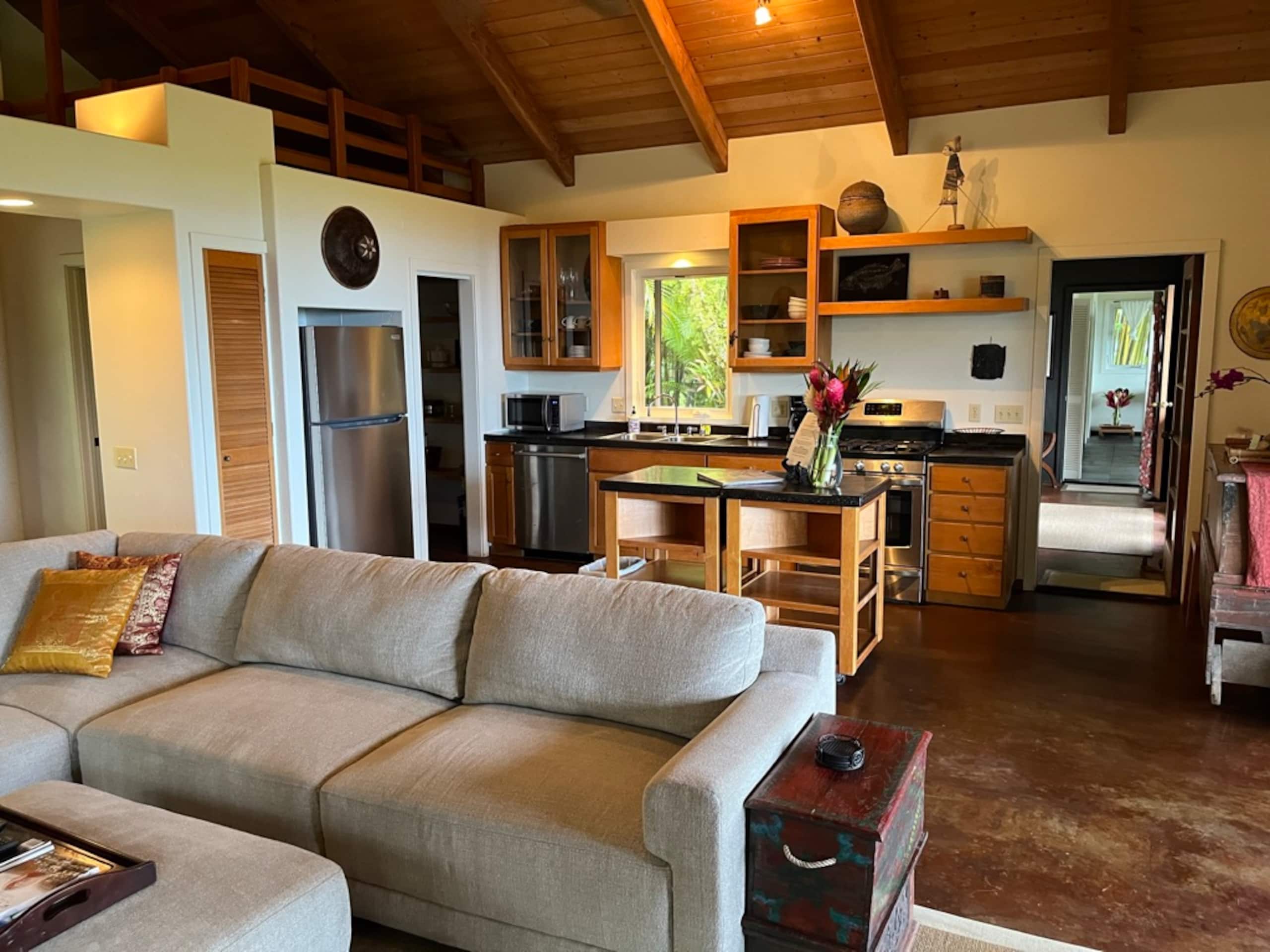 Home in Hana · ★4.98 · 2 bedrooms · 3 beds · 1.5 baths - Photo 7