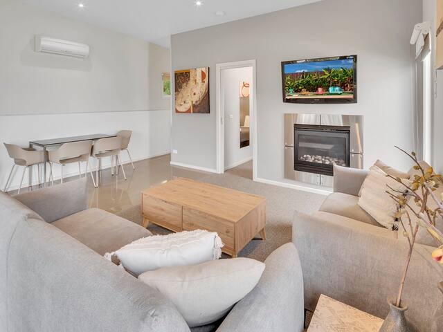 2 Bedroom Villa gallery image 5