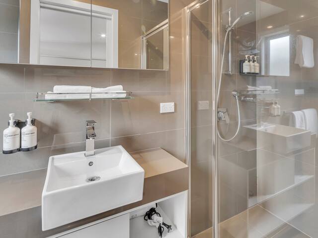 2 Bedroom Villa gallery image 3