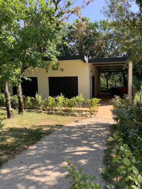 Cokoon cottage with Jacuzzi (spa)