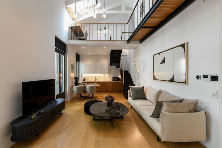 Boutique Archaeological Museum Suites 3