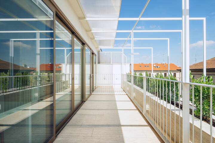 Attico nei Navigli Milano-4B+4C