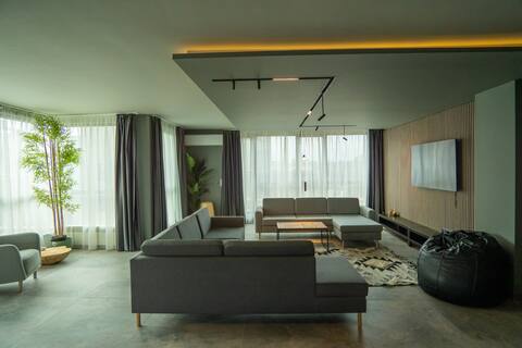 Luxury penthouse with panoramic views