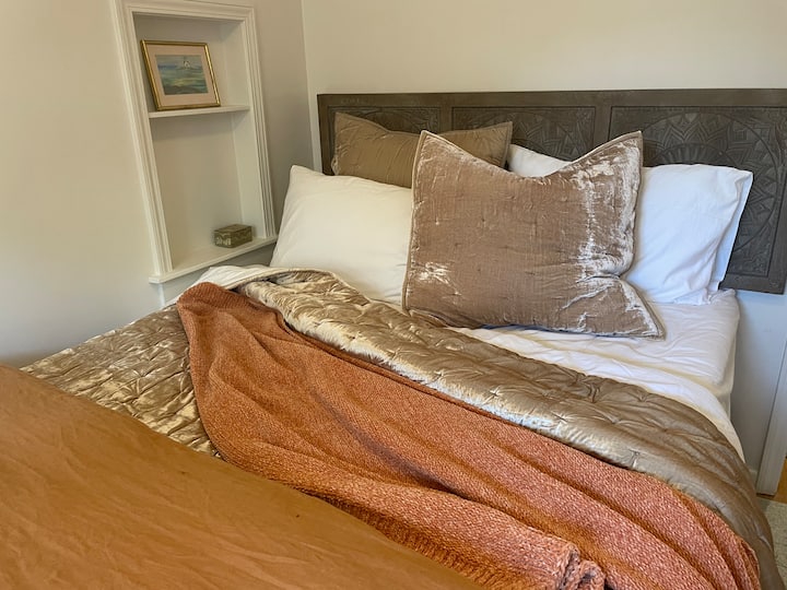 Матрак с мемори пяна. Най - удобното легло на света! 