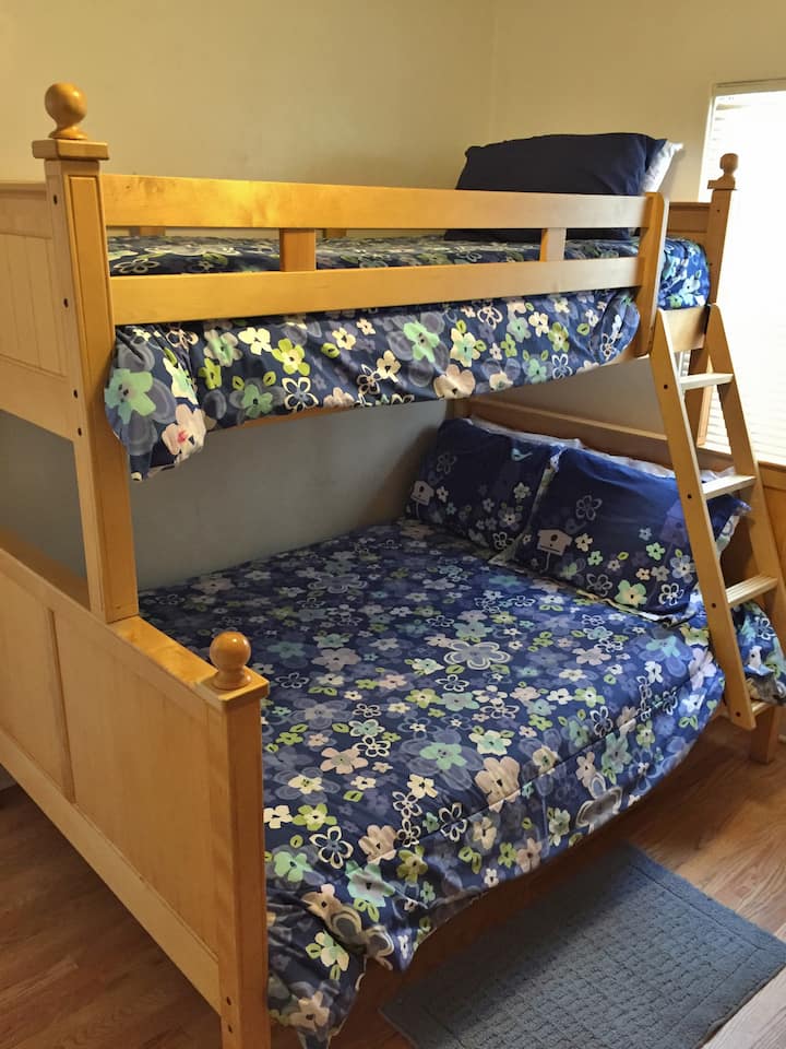 الأسرّة في غرفة نوم الضيوف!