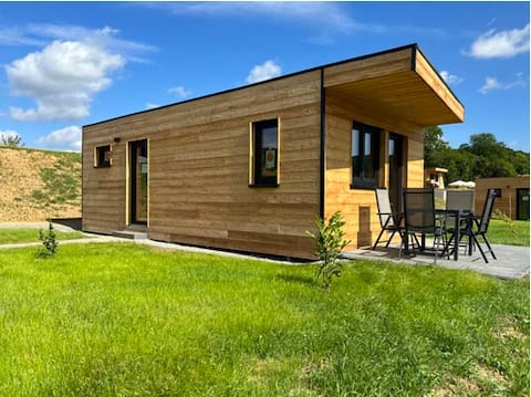 Mini chalet head