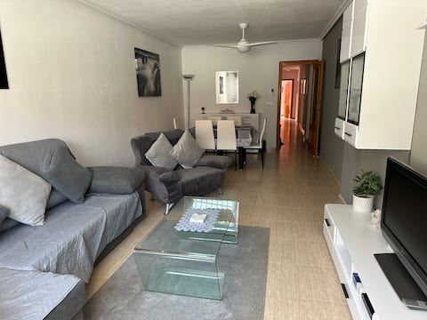 Modern Spacious Ground Floor 2 Bed Apartment