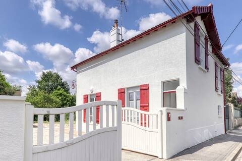 Maison Jules-12 minutes to Disneyland -10 people.