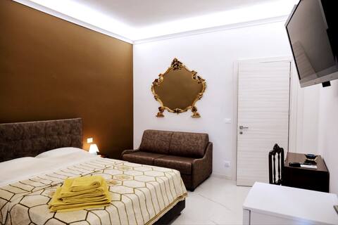 [Free Park Area] Elegant Suite 10 min from the Center!