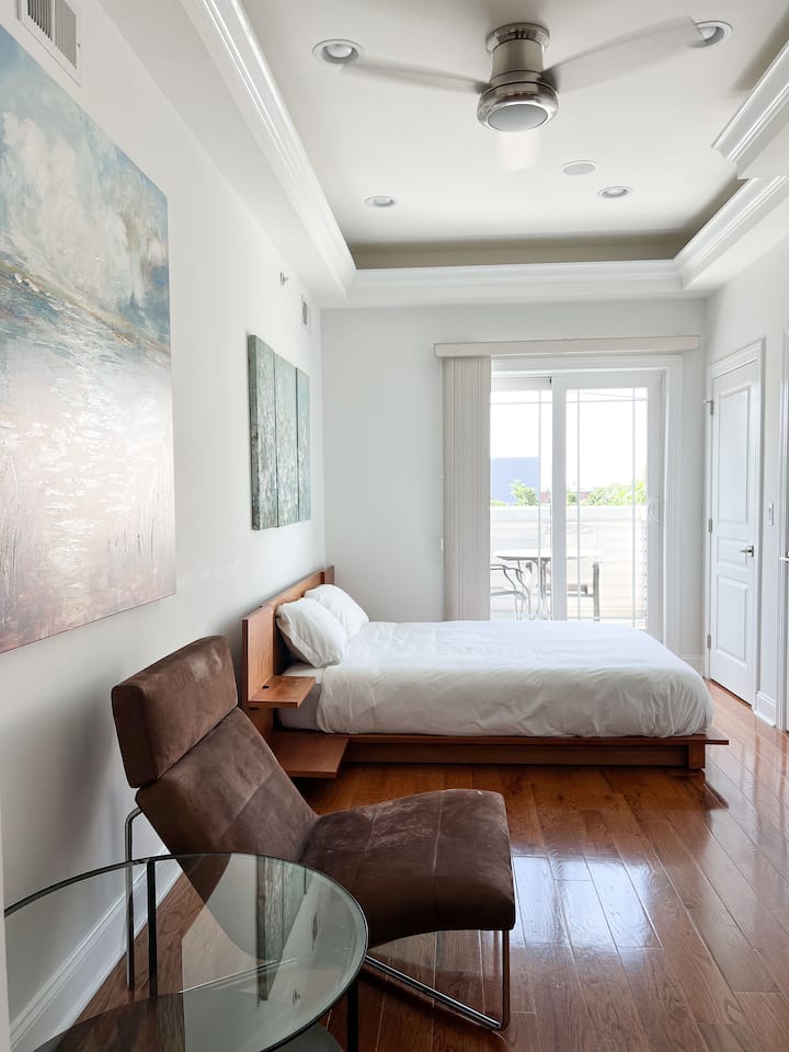 ห้องนอนใหญ่