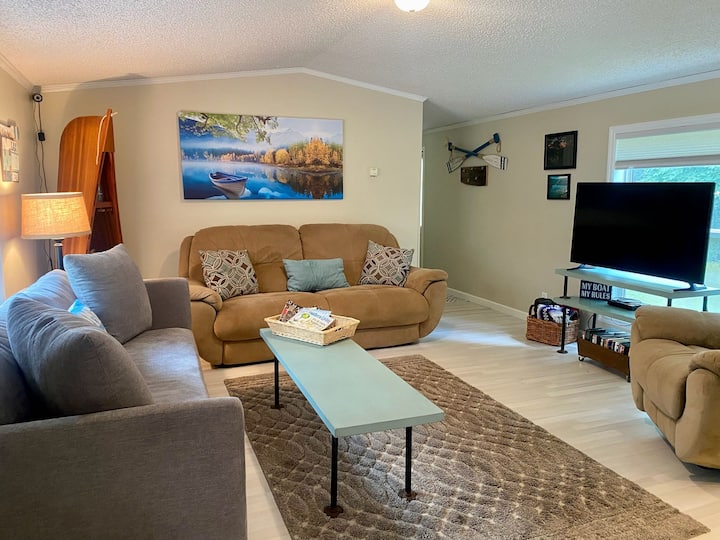 Lakefront Raleigh Retreat - Nolin Lake, KY