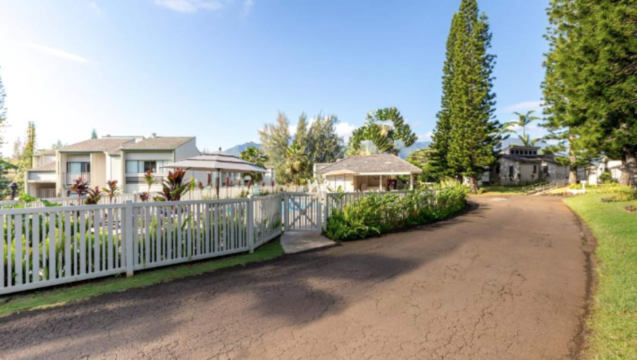 Condo in Princeville · ★5.0 · 1 bedroom · 2 beds · 1 bath - Image 6