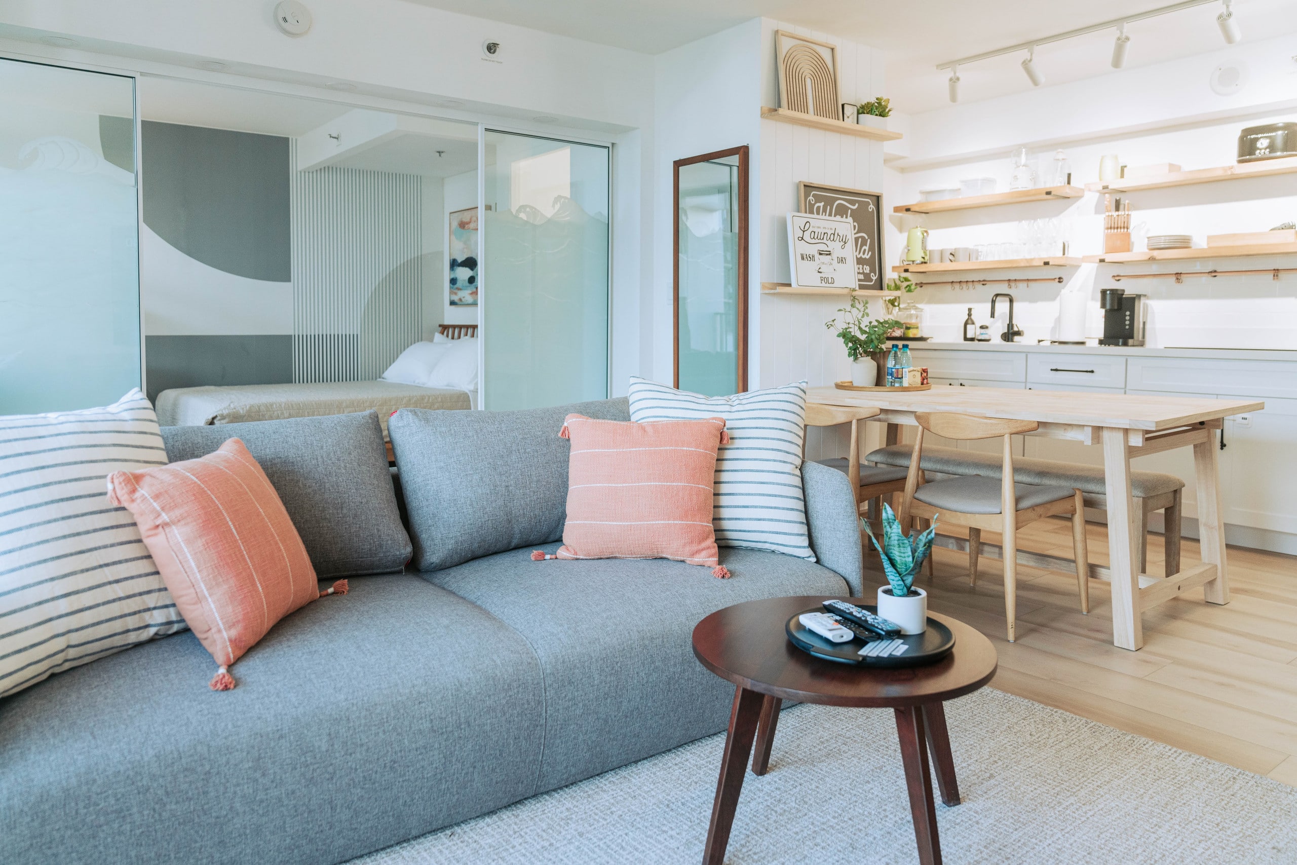 Cozy Family/Group Vacation Home w/ Free Parking! - Image 2