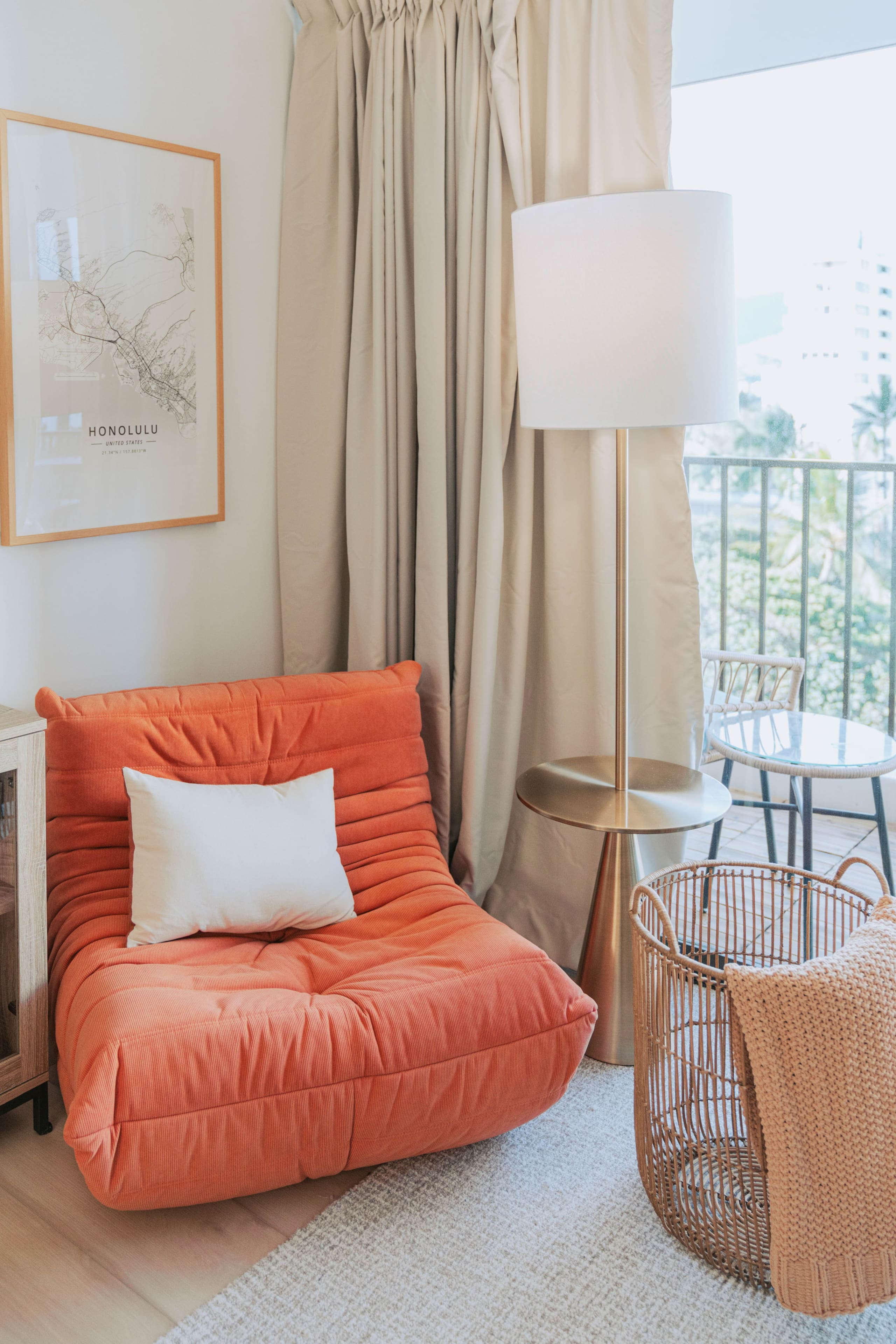Cozy Family/Group Vacation Home w/ Free Parking! - Image 8
